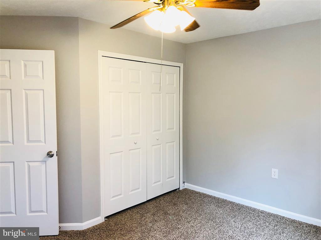 10483 Labrador Loop Manassas, VA 20112 - Photo 15 of 26 Gallery Image 15