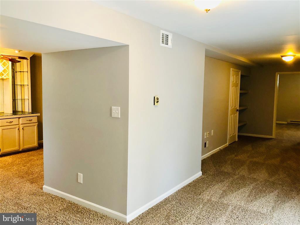 10483 Labrador Loop Manassas, VA 20112 - Photo 20 of 26 Gallery Image 20