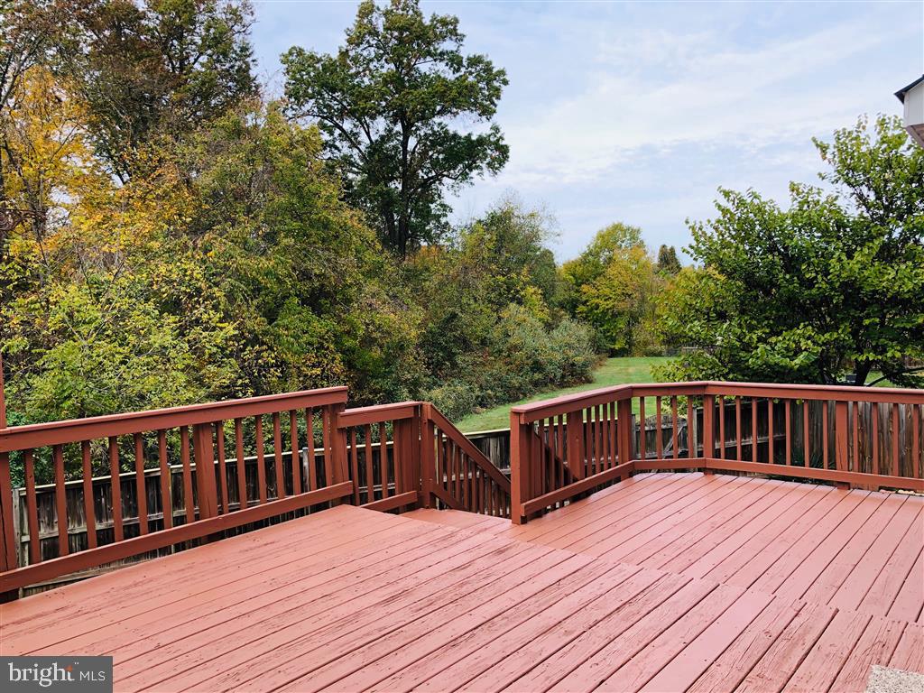 10483 Labrador Loop Manassas, VA 20112 - Photo 24 of 26 Gallery Image 24