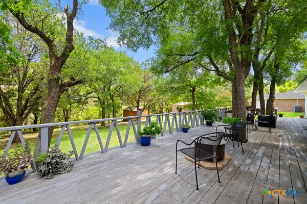 $420,000 | 214 Mesa Drive, Gatesville, TX 76528