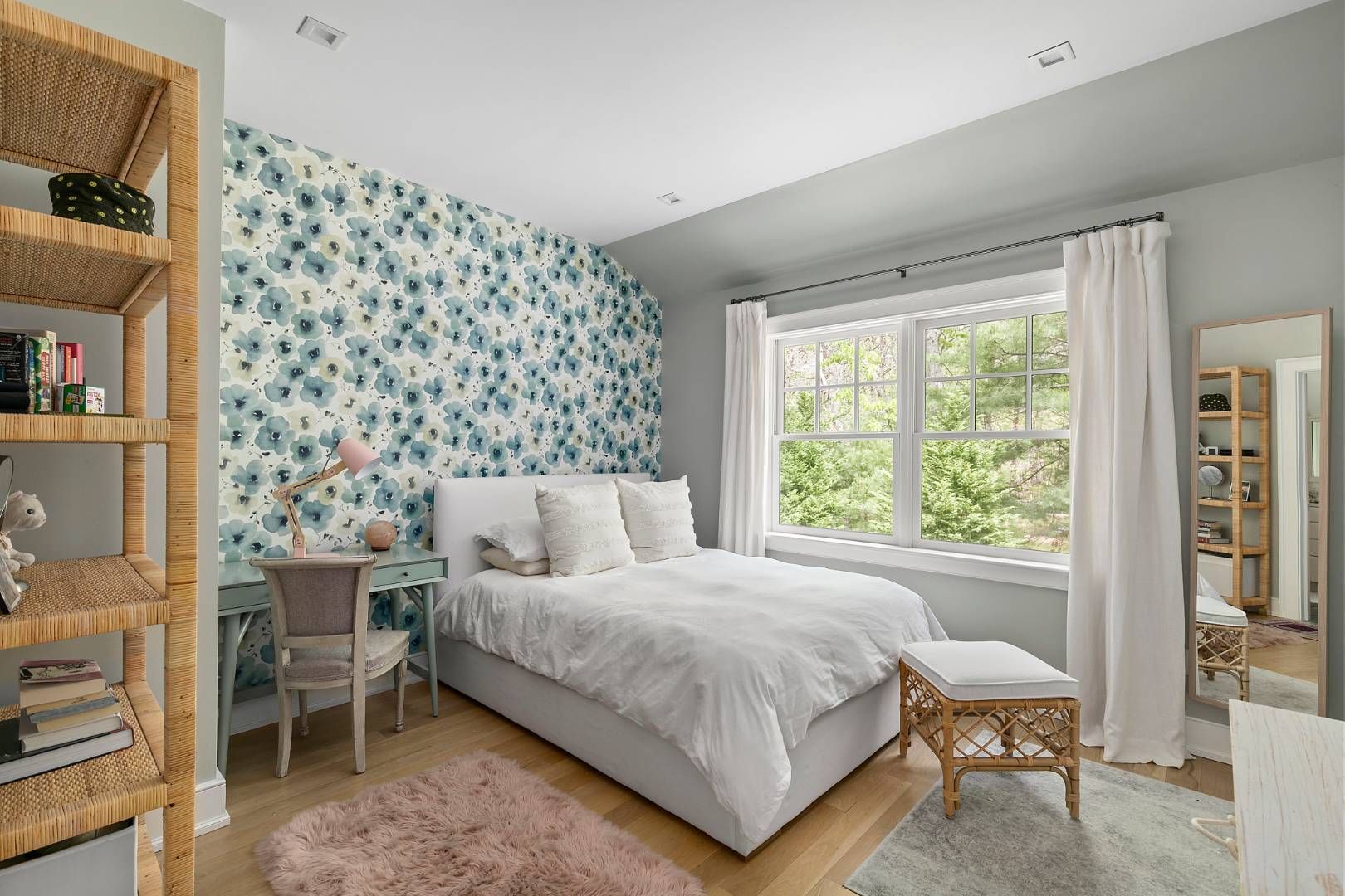 645 Stephen Hands Path East Hampton, NY 11937 - Photo 24 of 42