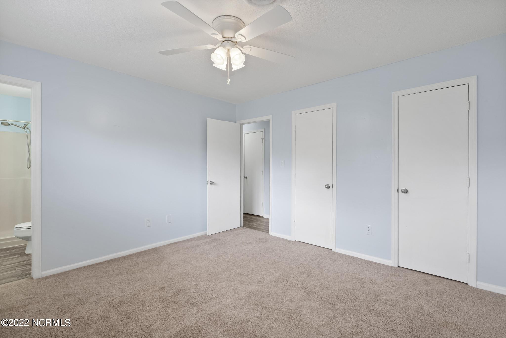 211 Dennis Road Jacksonville, NC 28546 - Photo 14 of 25 Owner Suite