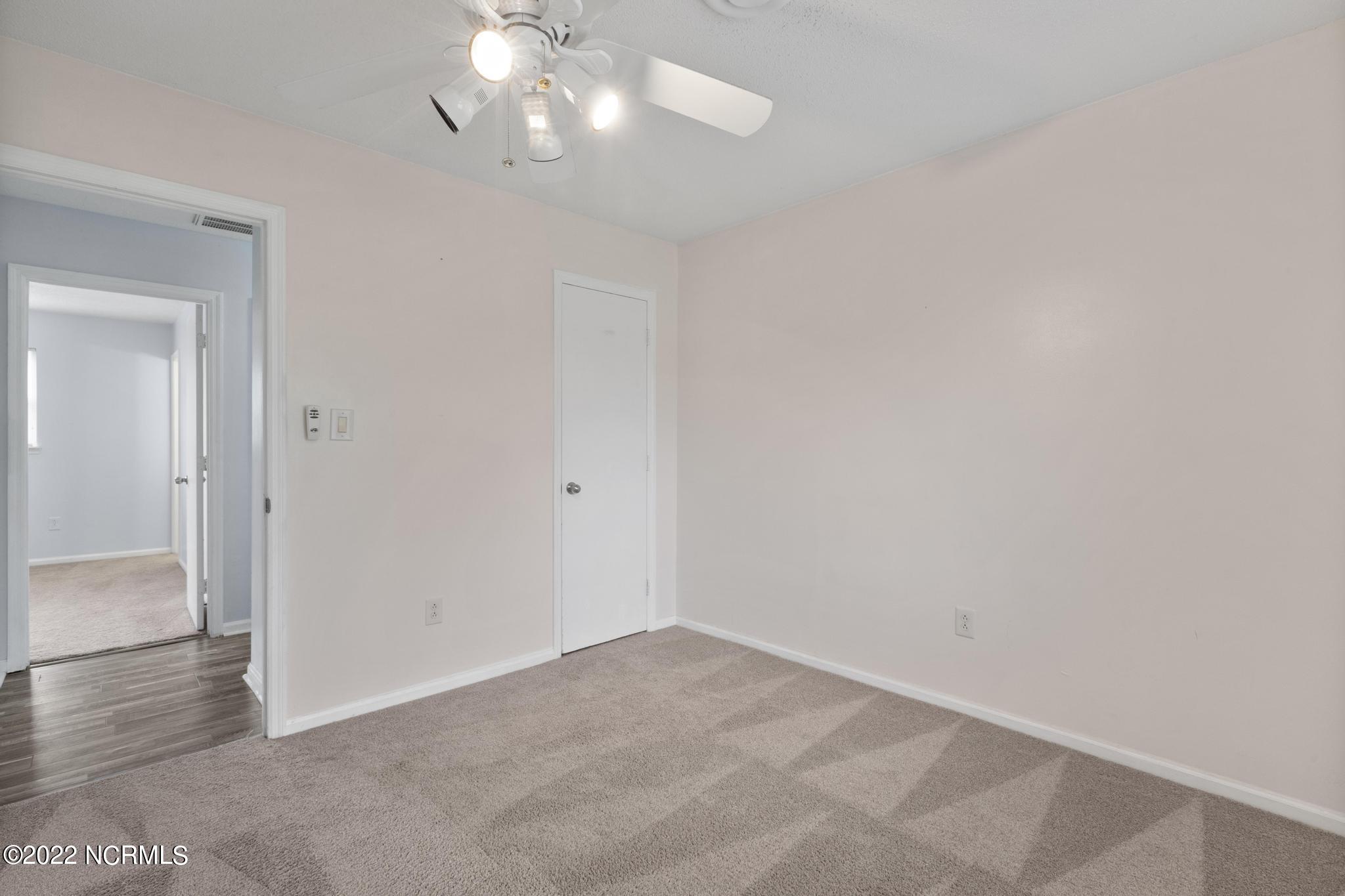 211 Dennis Road Jacksonville, NC 28546 - Photo 17 of 25 Guest Bedroom