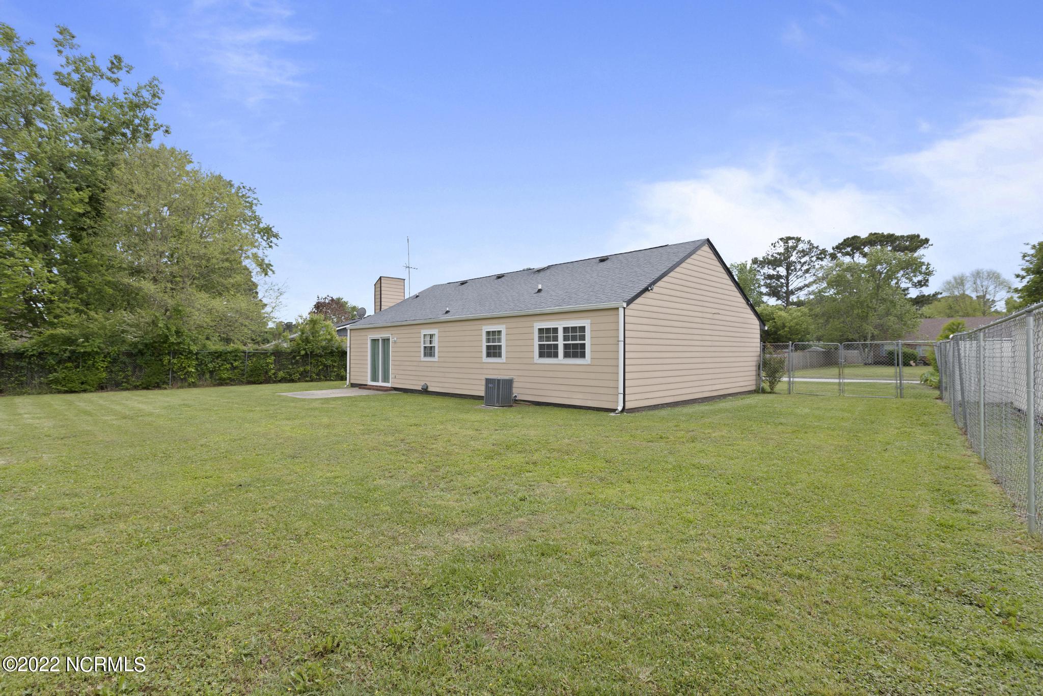 211 Dennis Road Jacksonville, NC 28546 - Photo 24 of 25 Exterior