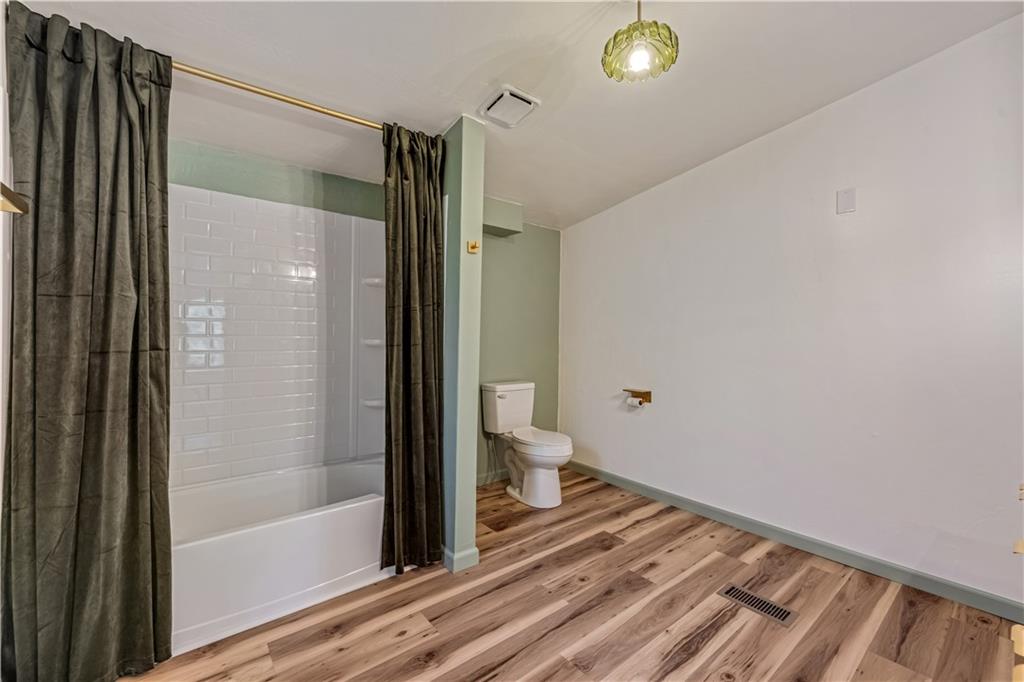 198 Southeast 51 Road Warrensburg, MO 64093 - Photo 21 of 37 Gallery Image 21