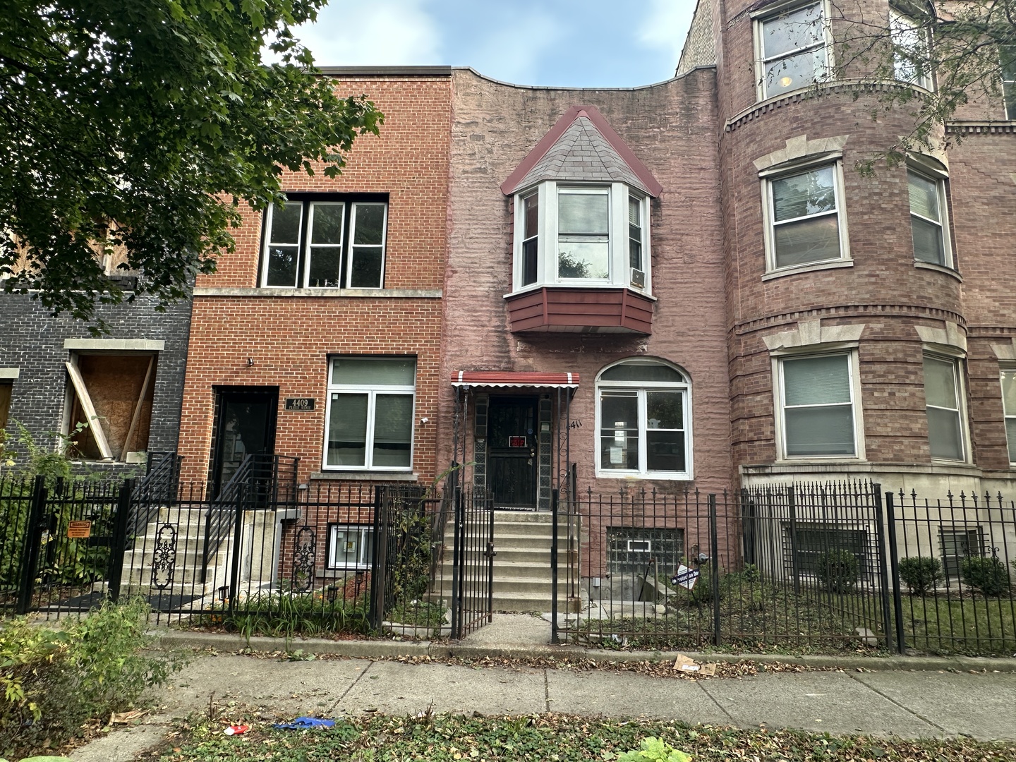 4411 South Prairie Avenue Chicago, IL 60653 - Photo 1 of 6