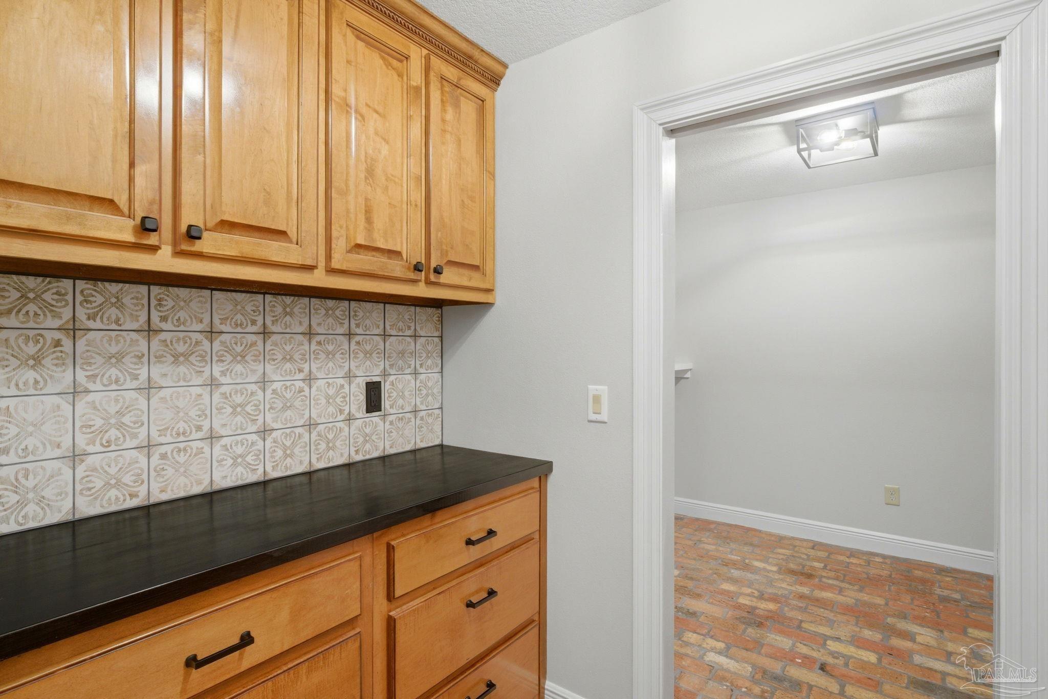 556 Tara Road Pensacola, FL 32534 - Photo 18 of 27 Gallery Image 18