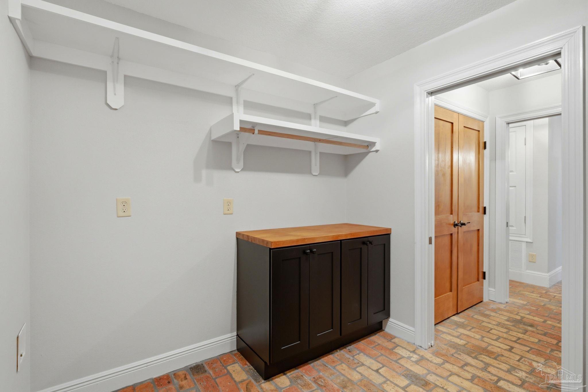 556 Tara Road Pensacola, FL 32534 - Photo 19 of 27 Gallery Image 19