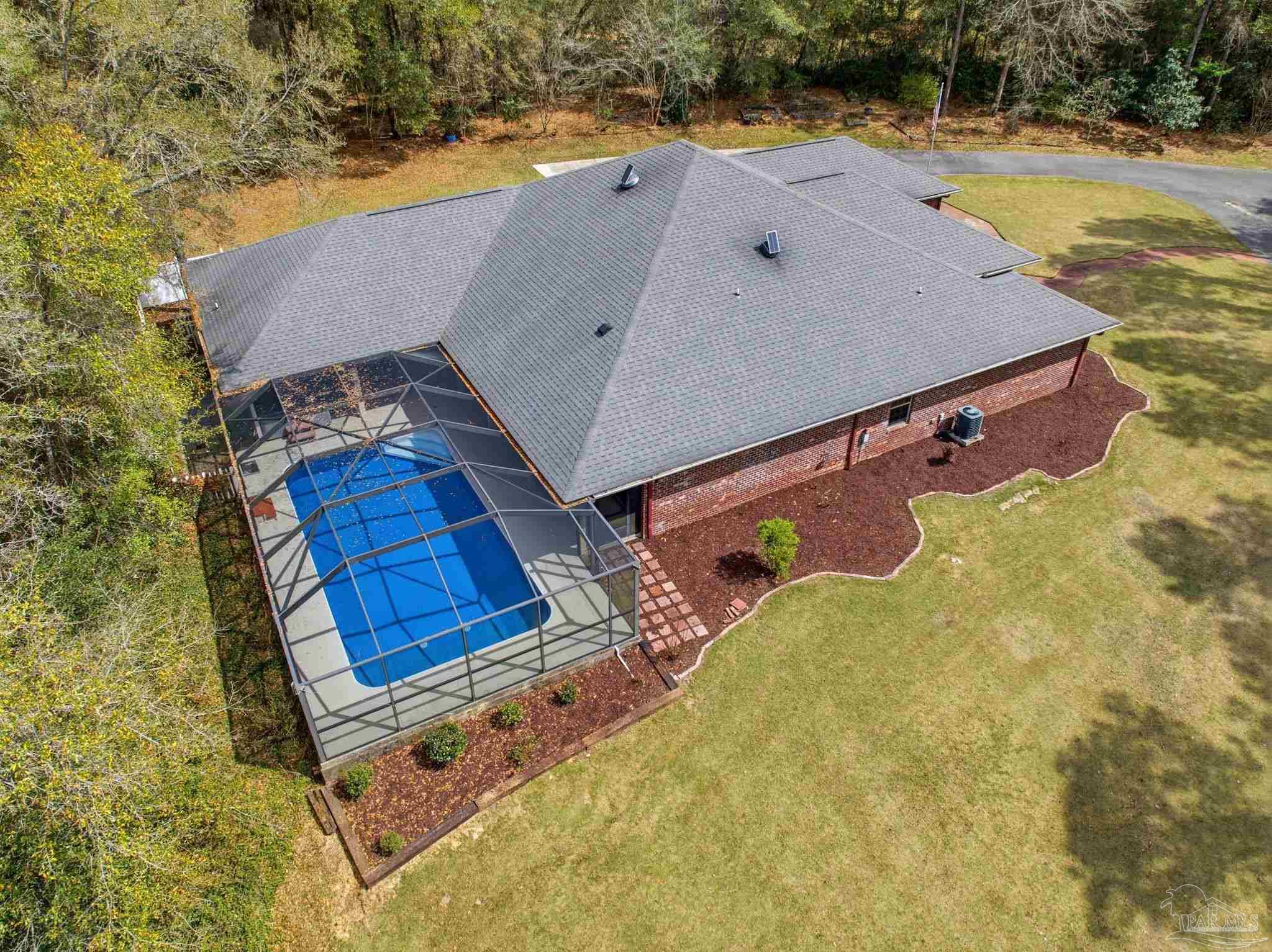 556 Tara Road Pensacola, FL 32534 - Photo 2 of 27 Gallery Image 2