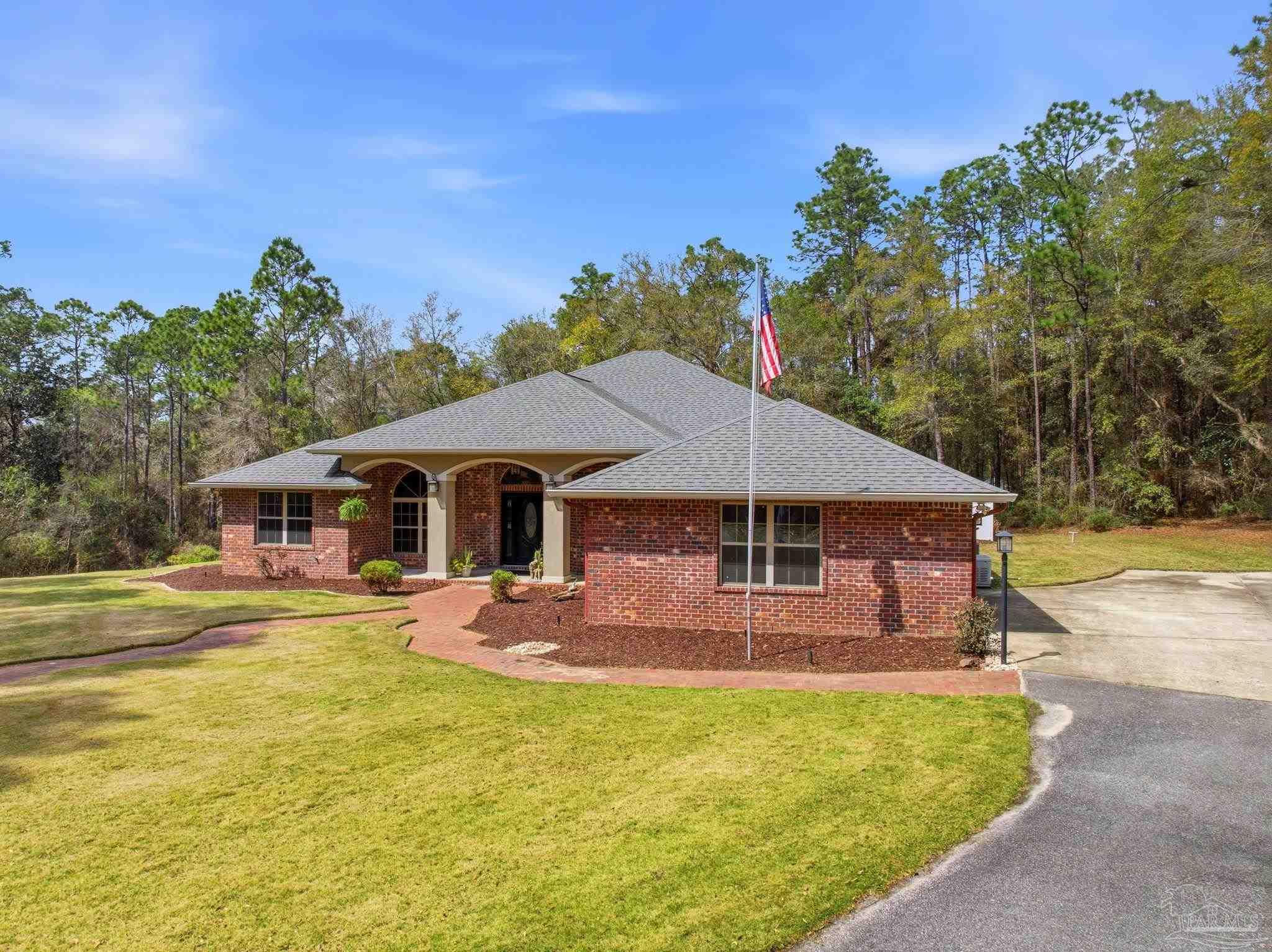 556 Tara Road Pensacola, FL 32534 - Photo 4 of 27 Gallery Image 4