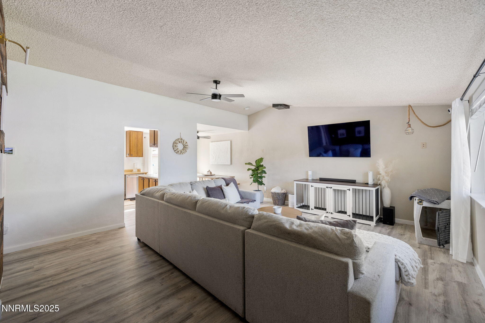 8470 Red Baron Boulevard Reno, NV 89506 - Photo 7 of 29 29-web-or-mls-8470 Red Barron