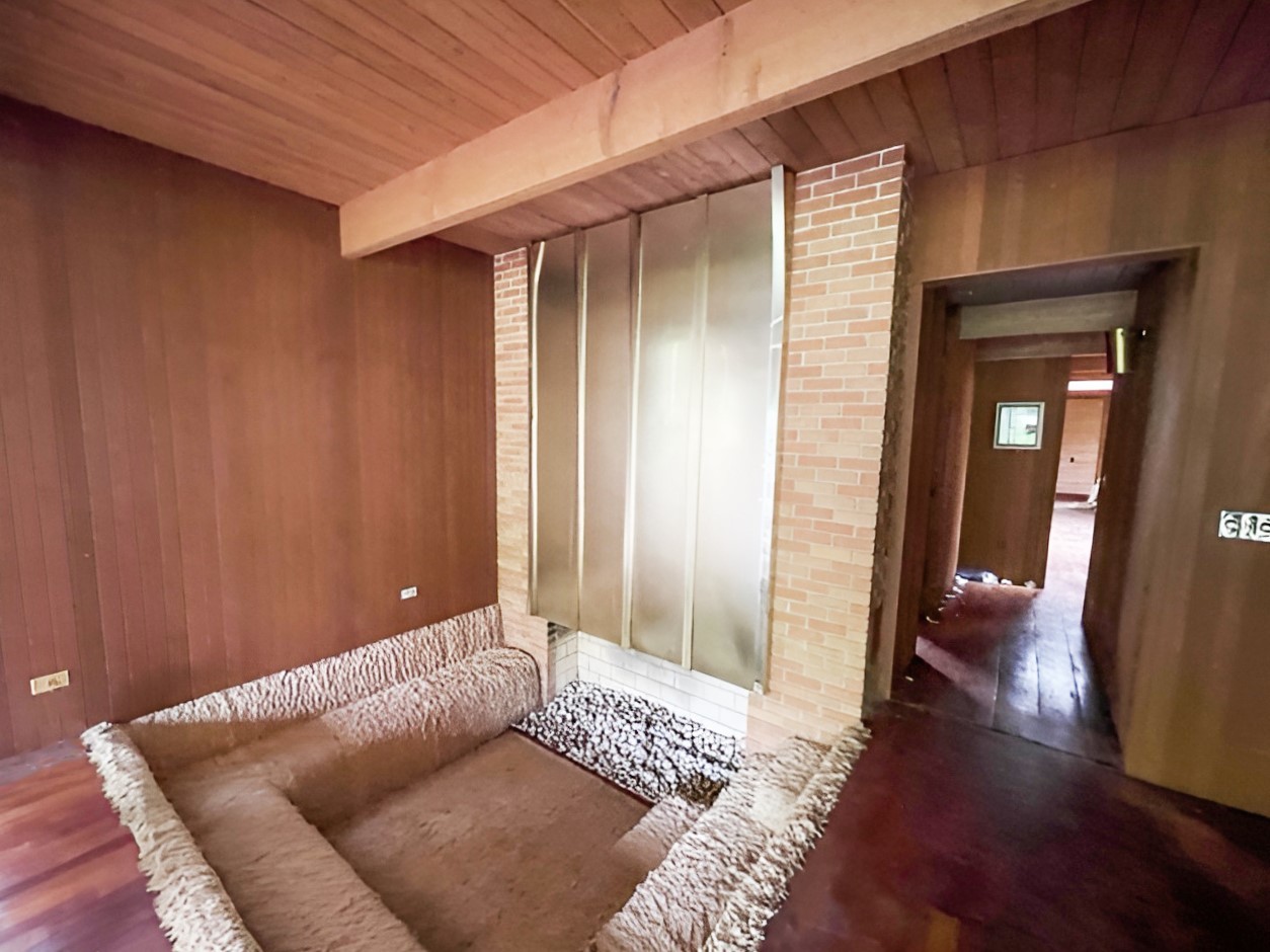1211 Stratford Road Deerfield, IL 60015 - Photo 8 of 9 Gallery Image 8