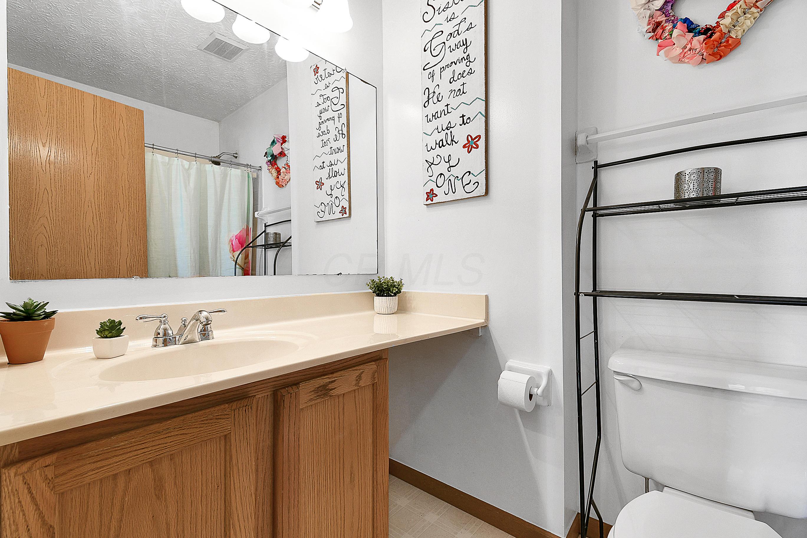 1432 Tera Alta Road Columbus, OH 43207 - Photo 20 of 30 Gallery Image 20