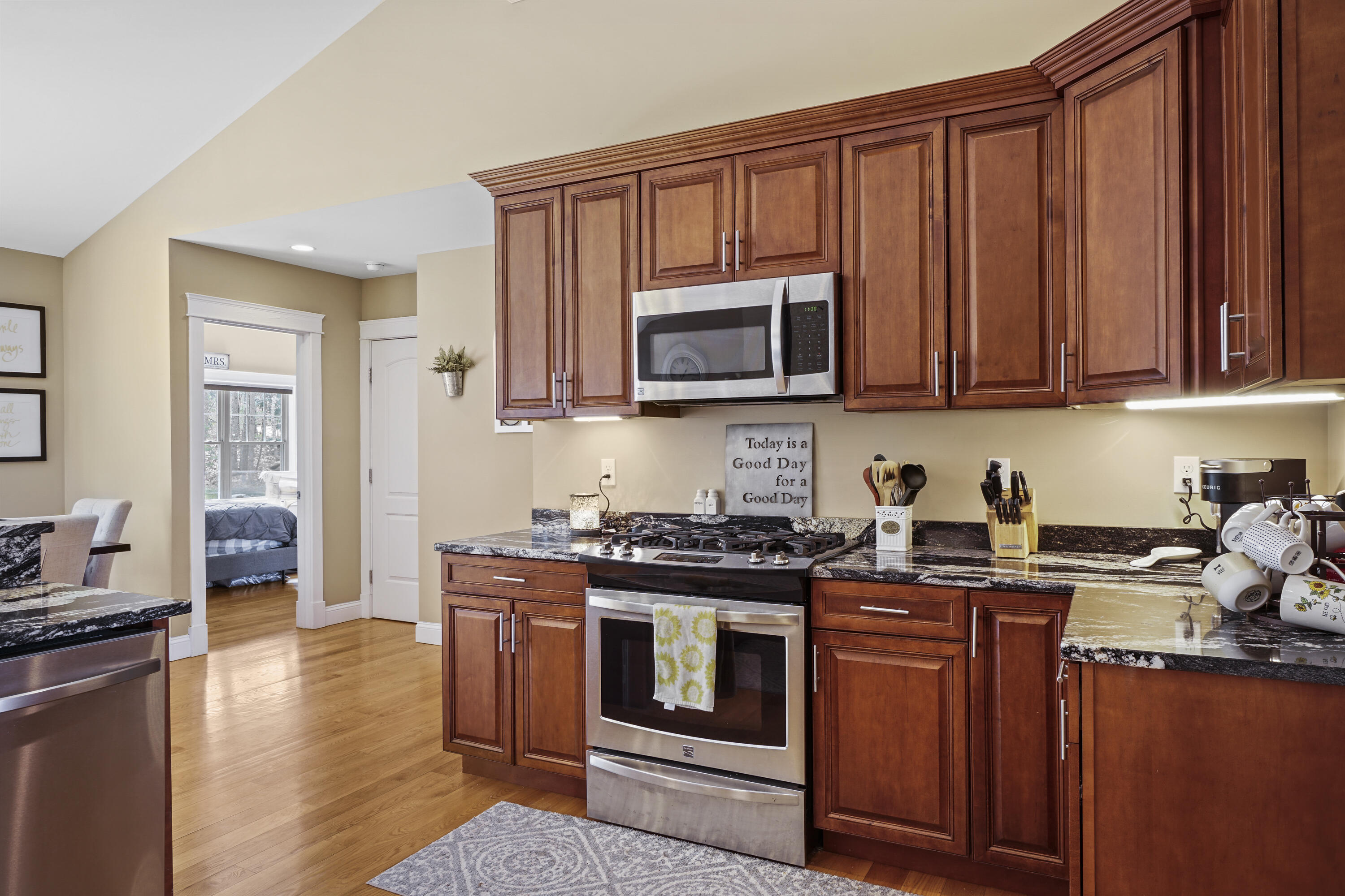 8 Neptune Road Old Orchard Beach, ME 04064 - Photo 26 of 65 8 Neptune Road_124