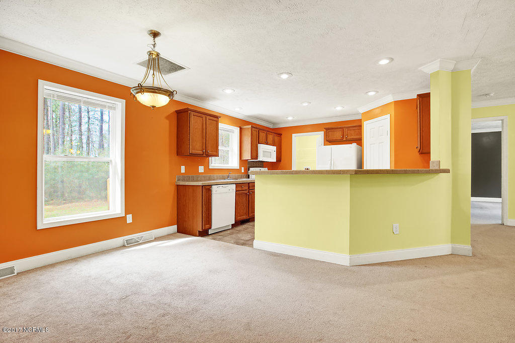 394 Pond Road Rocky Point, NC 28457 - Photo 16 of 29 PondDrive-16