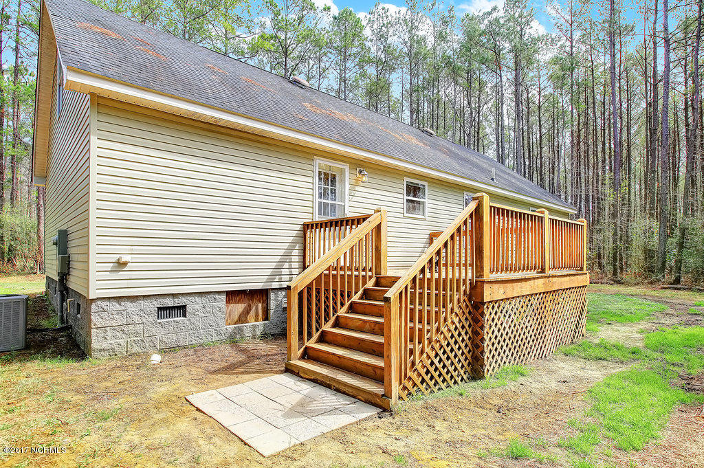 394 Pond Road Rocky Point, NC 28457 - Photo 28 of 29 PondDrive-28