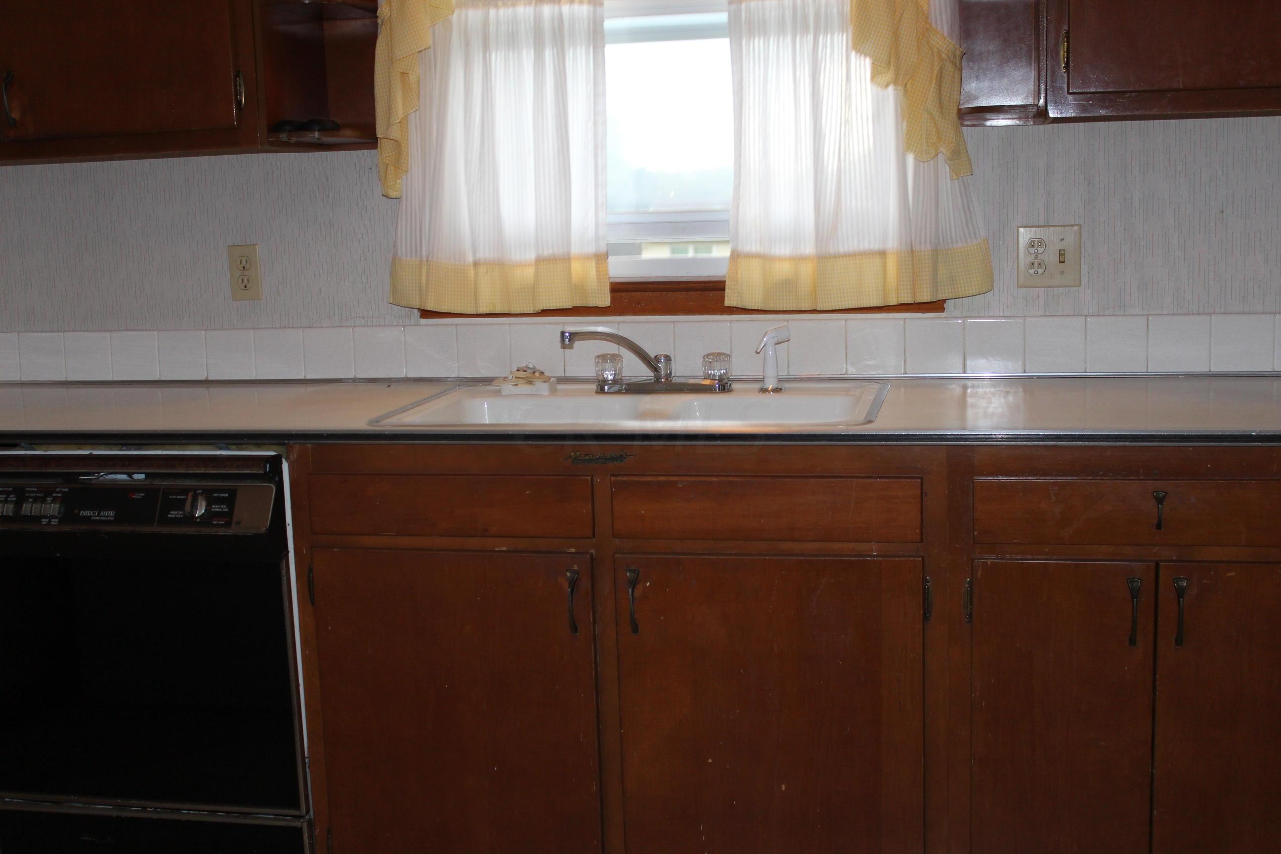 8644 Jacksontown Road Newark, OH 43056 - Photo 16 of 24 Gallery Image 16