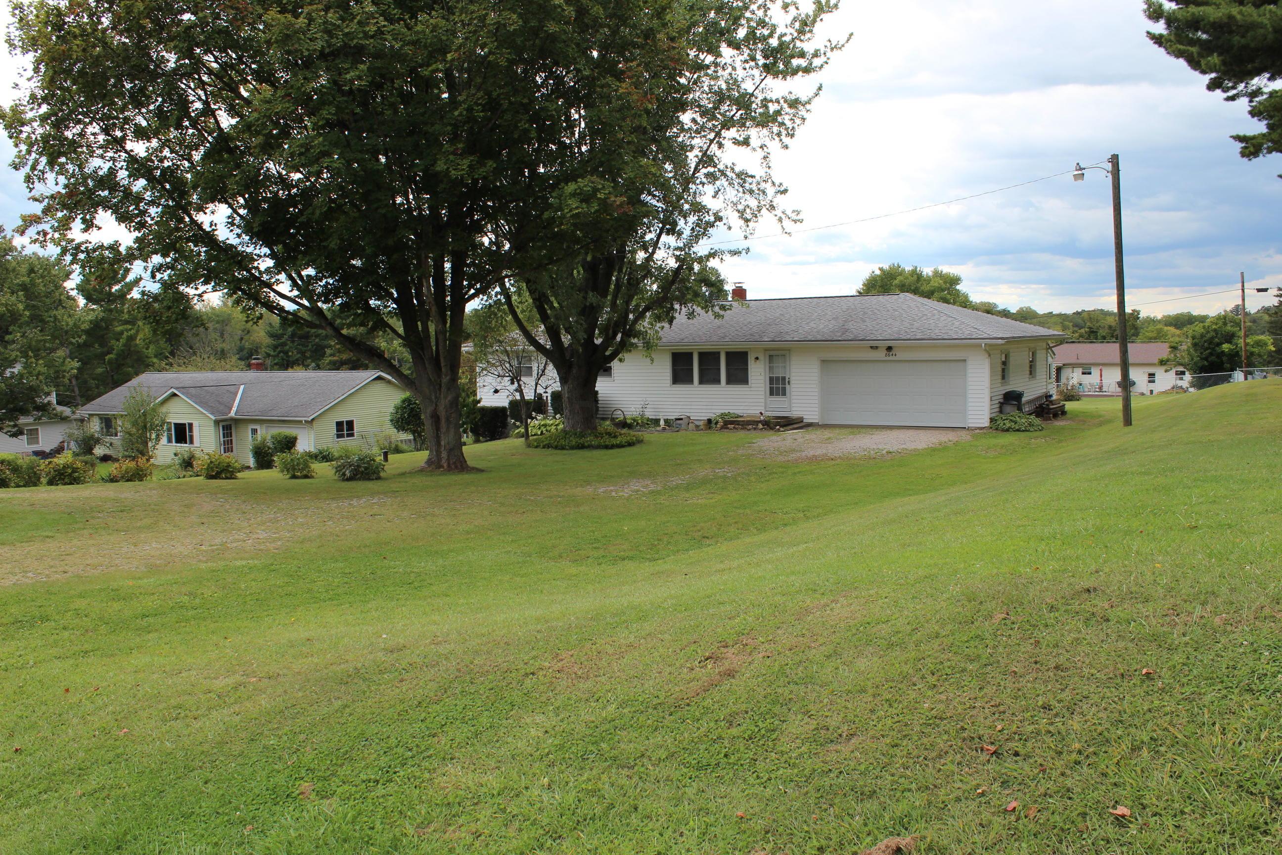 8644 Jacksontown Road Newark, OH 43056 - Photo 2 of 24 Gallery Image 2