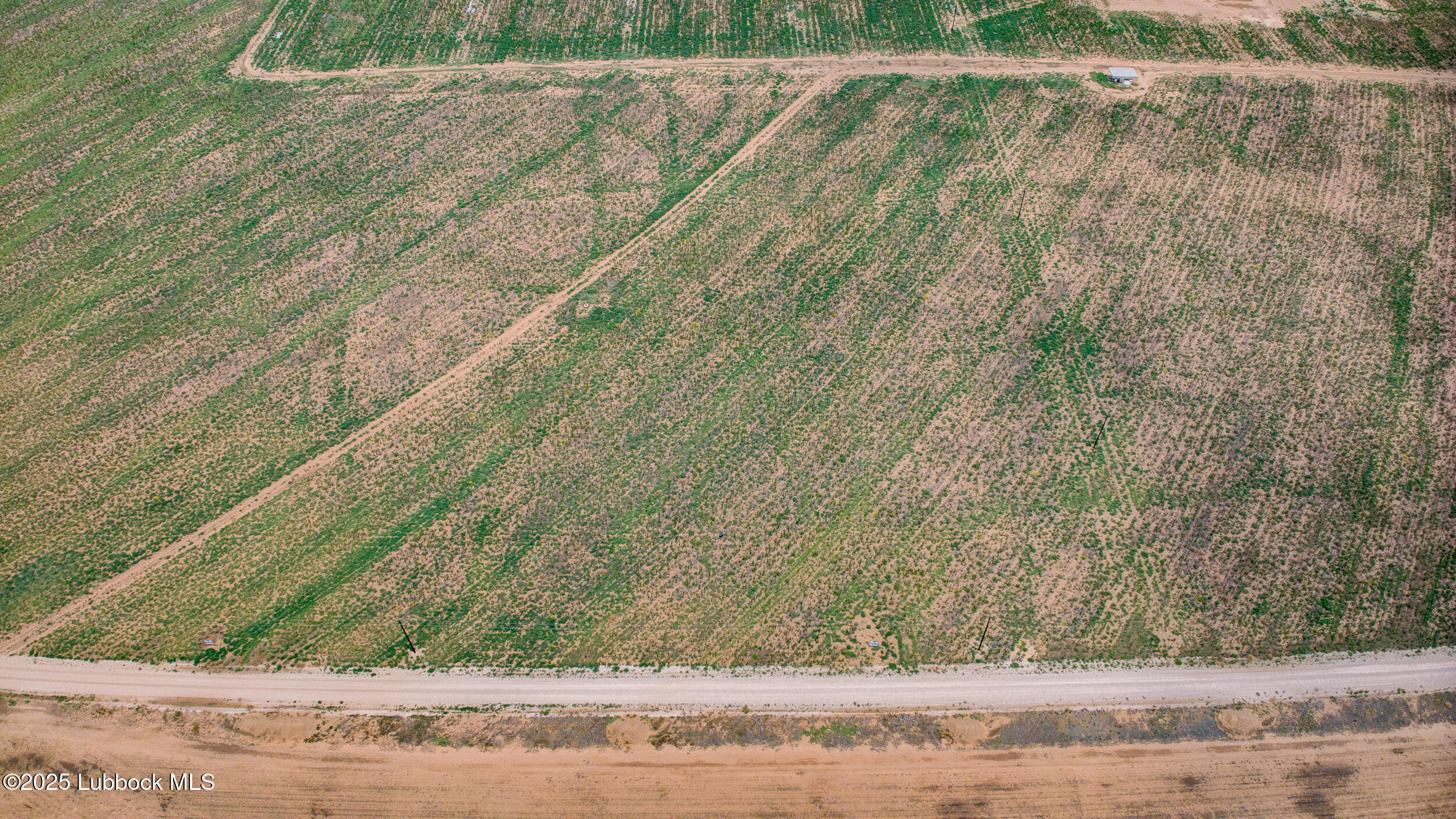 27 Woodrow Slaton, TX 79364 - Photo 2 of 12 DJI_20250611150805_0006_D_07_D_08_D_09_D