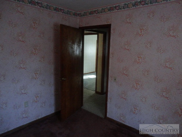 2096 Frank Dillard Road Jefferson, NC 28640 - Photo 8 of 12 Gallery Image 8