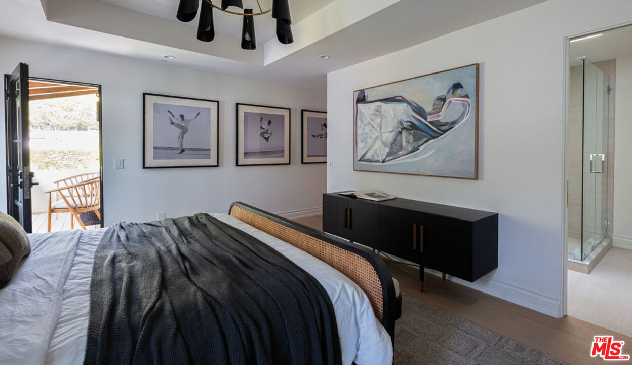 1121 Tower Road Beverly Hills, CA 90210 - Photo 20 of 35