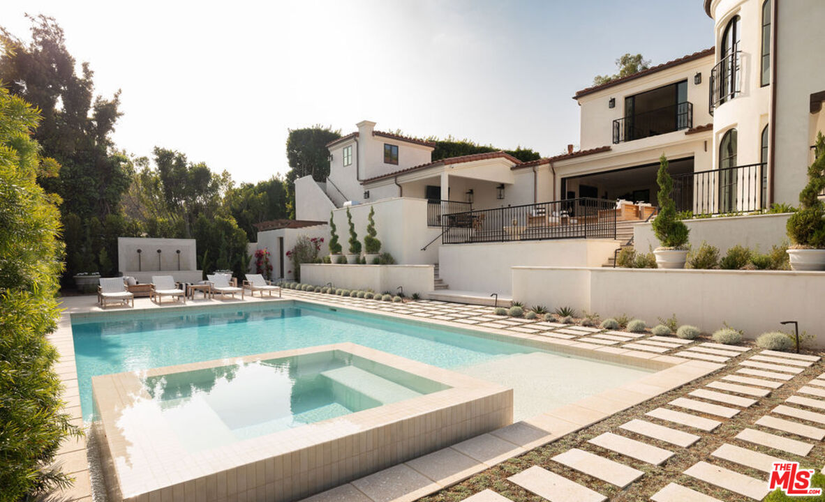 1121 Tower Road Beverly Hills, CA 90210 - Photo 34 of 35