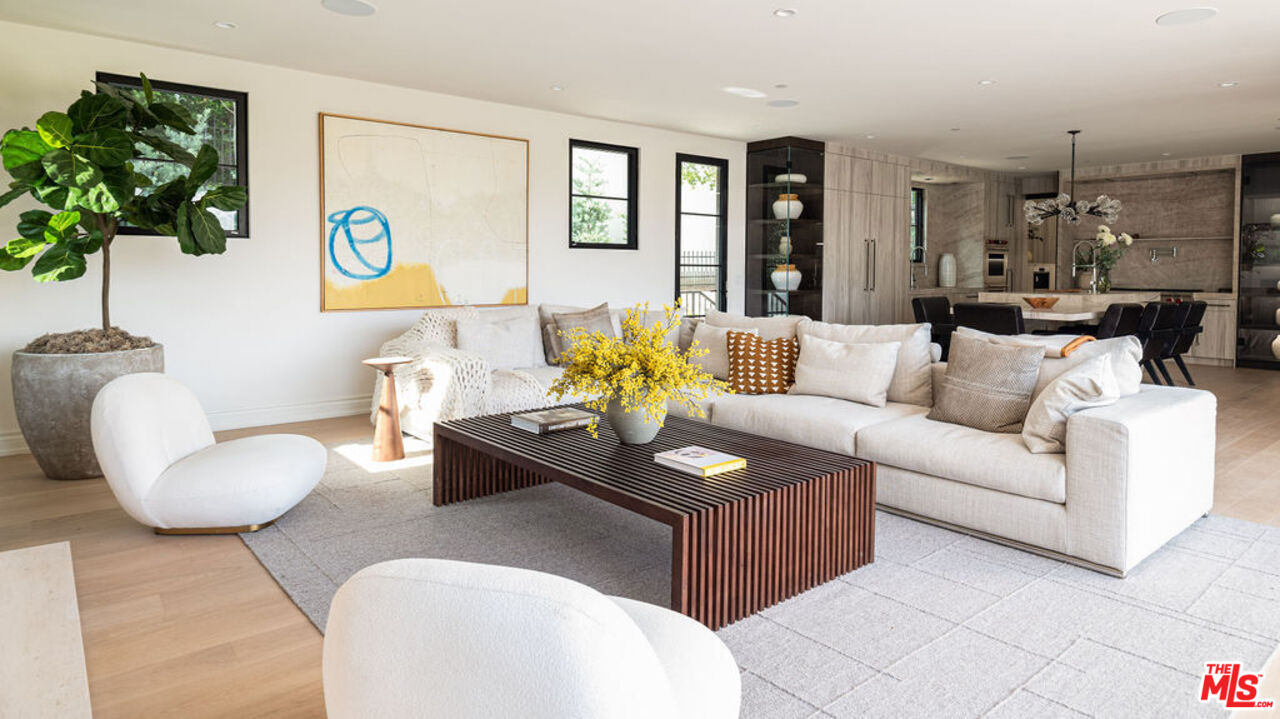 1121 Tower Road Beverly Hills, CA 90210 - Photo 9 of 35