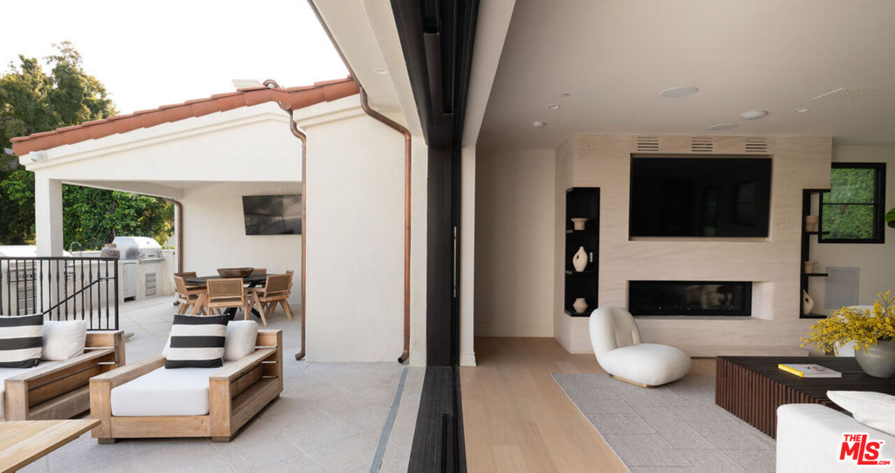 1121 Tower Road Beverly Hills, CA 90210 - Photo 10 of 35