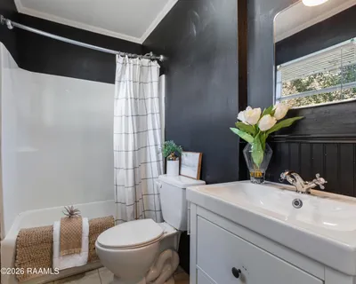 $235,000 | 325 Oak Street, Lafayette, LA 70506