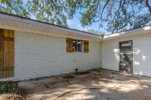 $235,000 | 325 Oak Street, Lafayette, LA 70506