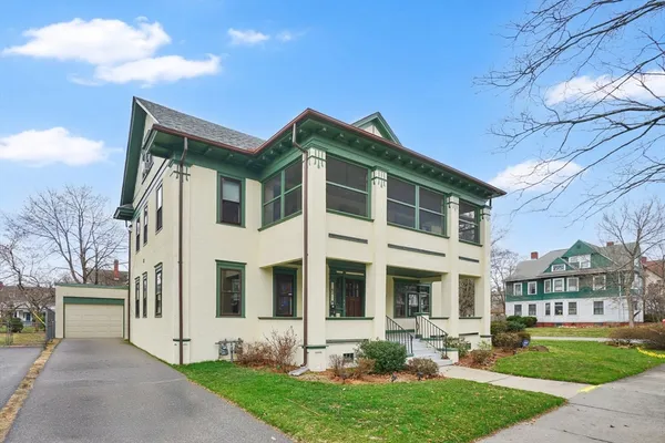 $419,900 | 62 Firglade Avenue, Springfield, MA 01108