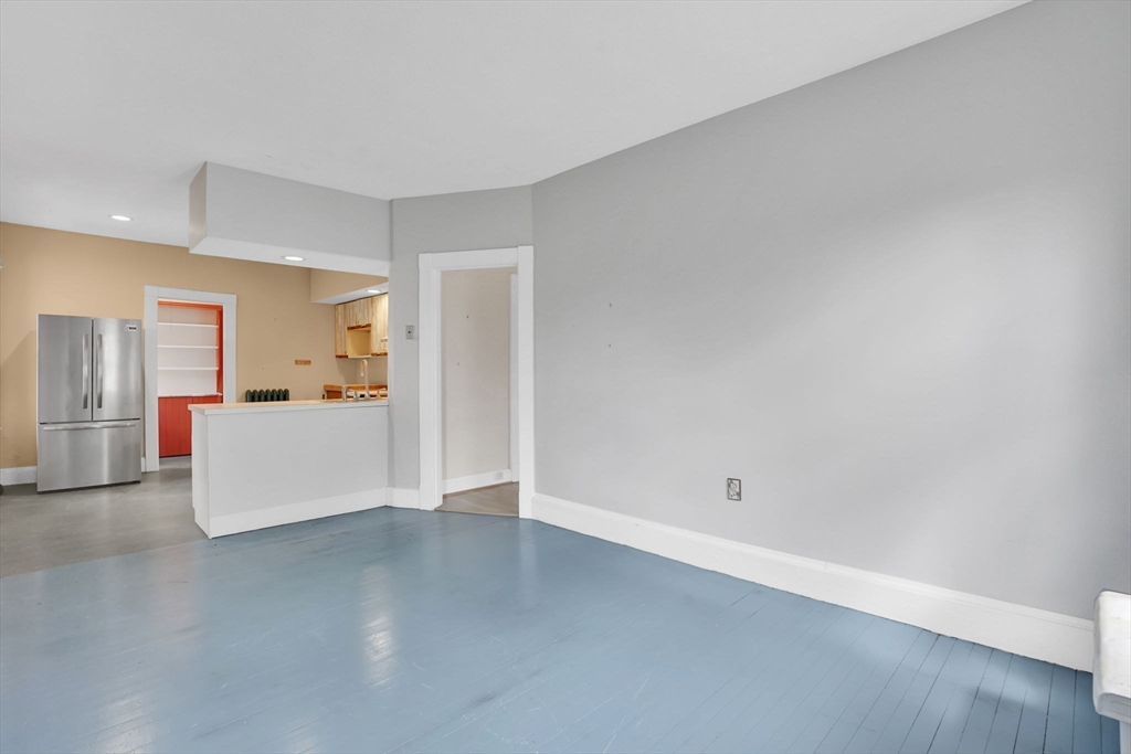 62 Firglade Avenue Springfield, MA 01108 - Photo 16 of 40