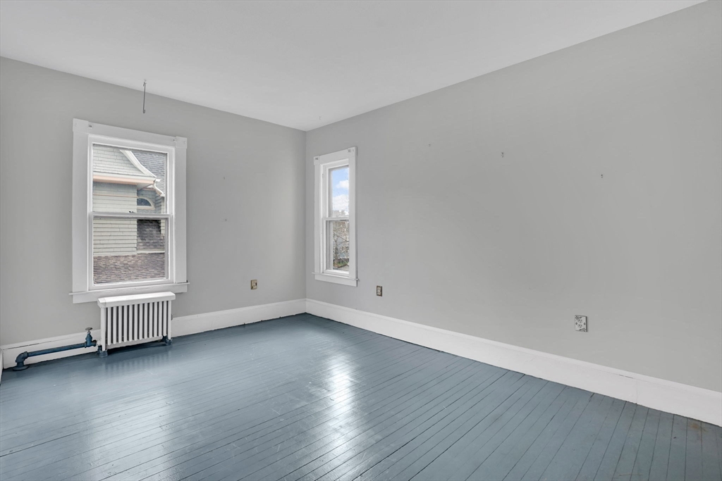 62 Firglade Avenue Springfield, MA 01108 - Photo 17 of 40