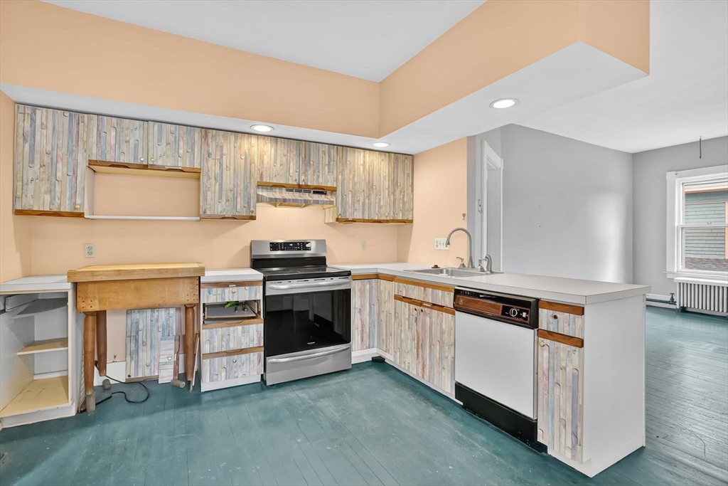 62 Firglade Avenue Springfield, MA 01108 - Photo 20 of 40