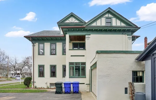 $419,900 | 62 Firglade Avenue, Springfield, MA 01108