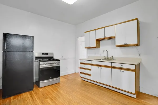 $419,900 | 62 Firglade Avenue, Springfield, MA 01108