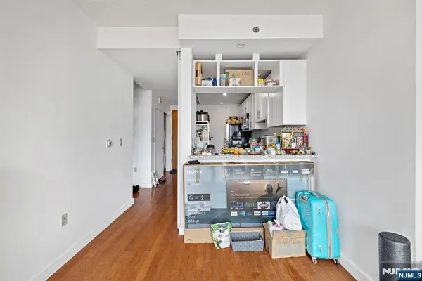 $750,000 | 20 Newport Parkway, Unit 2306, Jersey City, NJ 07310