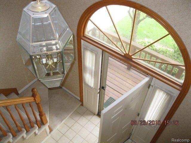 2196 Rochelle Park Drive, Unit 113 Rochester, MI 48309 - Photo 2 of 18 IMG_0482