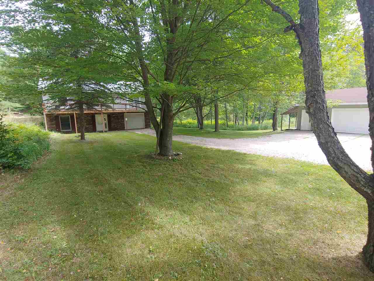 11764 South 33rd Road Tustin, MI 49688 - Photo 11 of 14 1877993-10.JPG