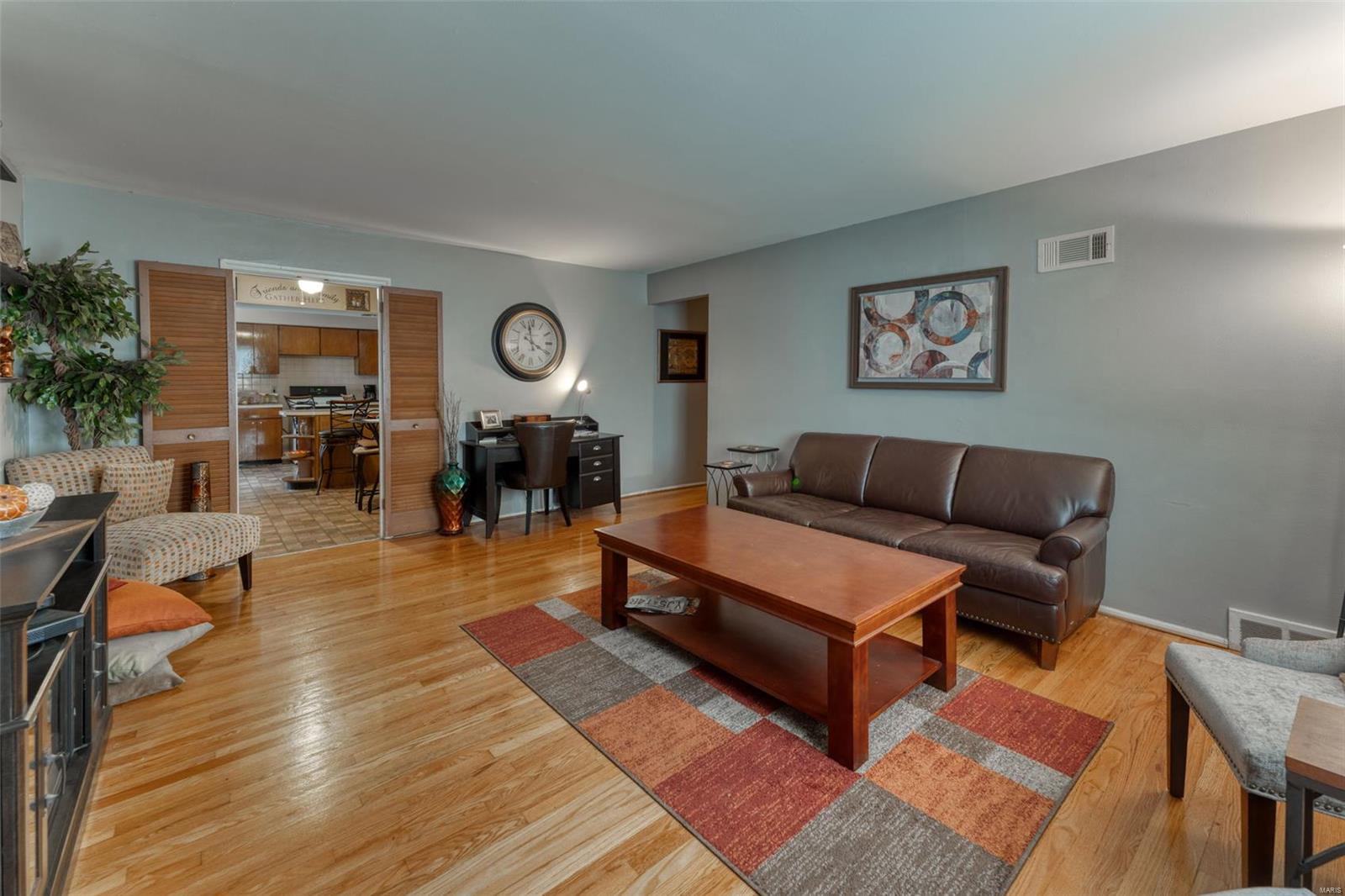 7249 Pasadena Boulevard Pasadena Hills, MO 63121 - Photo 3 of 23