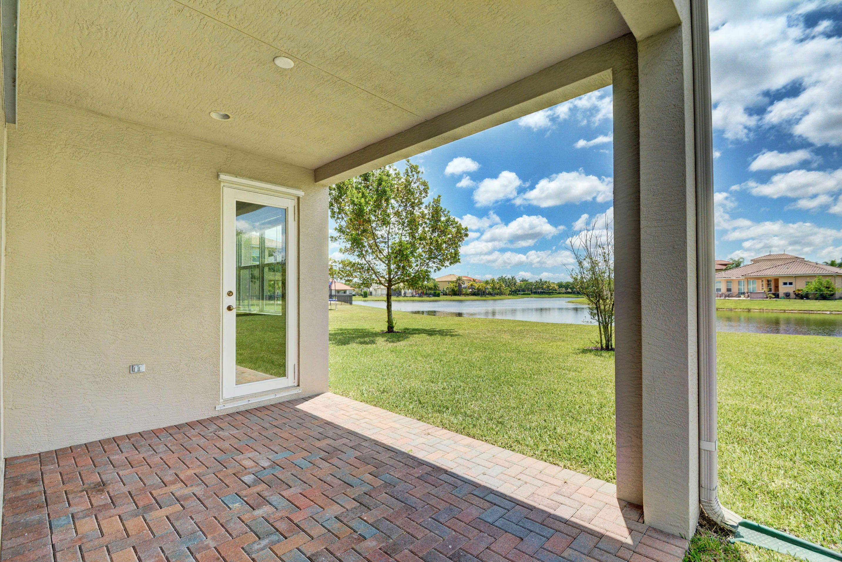 2916 Payson Way Wellington, FL 33414 - Photo 11 of 80 2916 Payson Way (34)