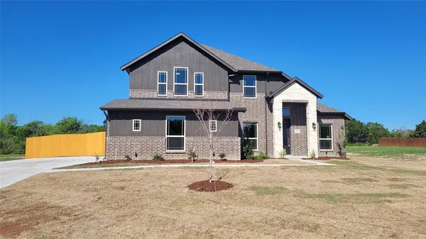 $539,990 | 979 Beaverbrook Lane, DeSoto, TX 75115