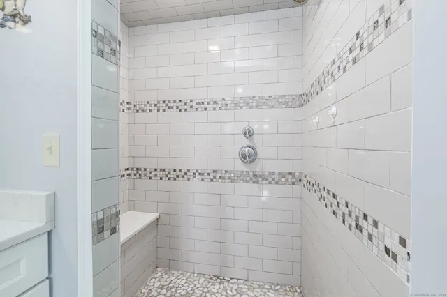 $1,230,000 | 194 Killdeer Road, Webster, MA 01570