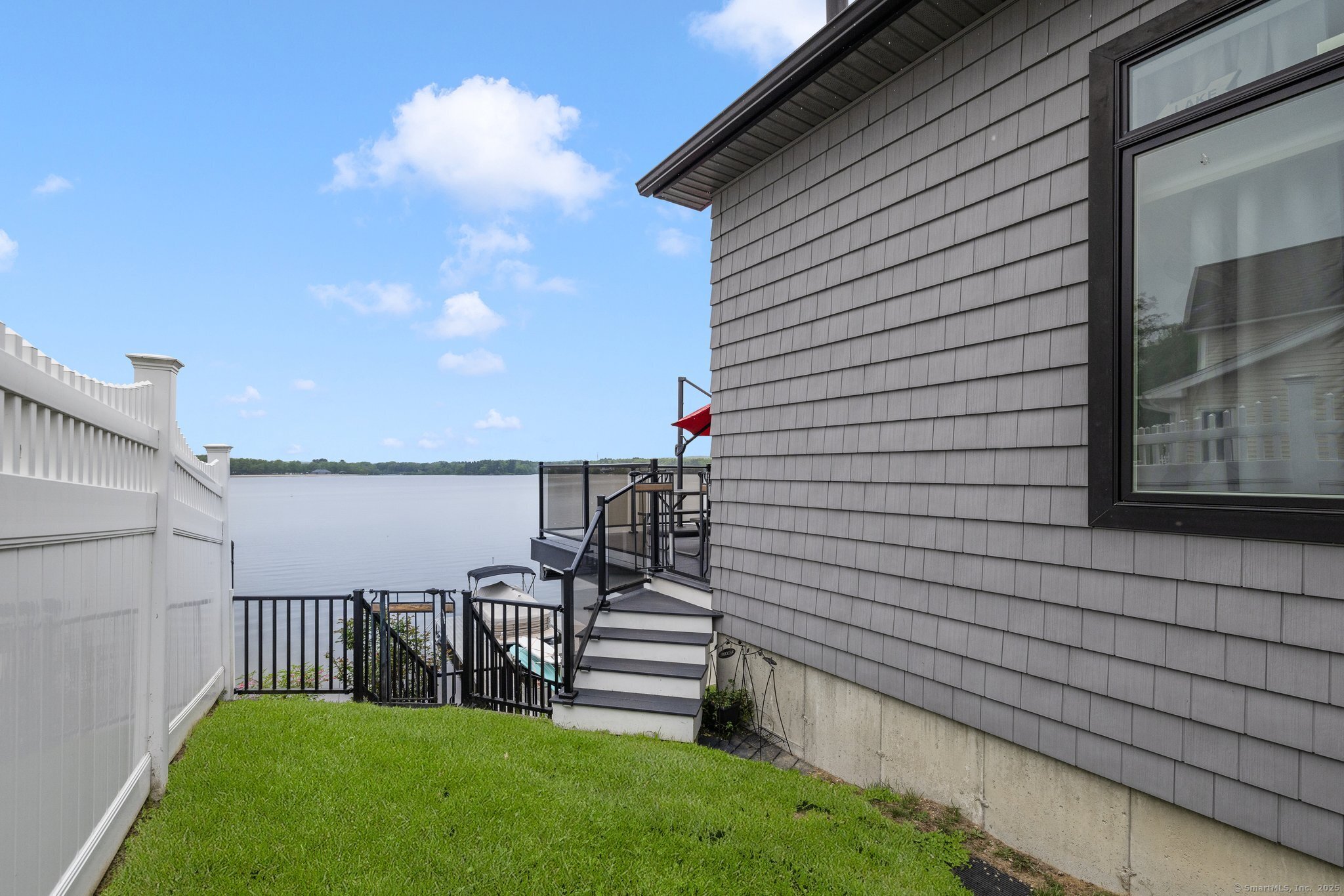 194 Killdeer Road Webster, MA 01570 - Photo 3 of 39