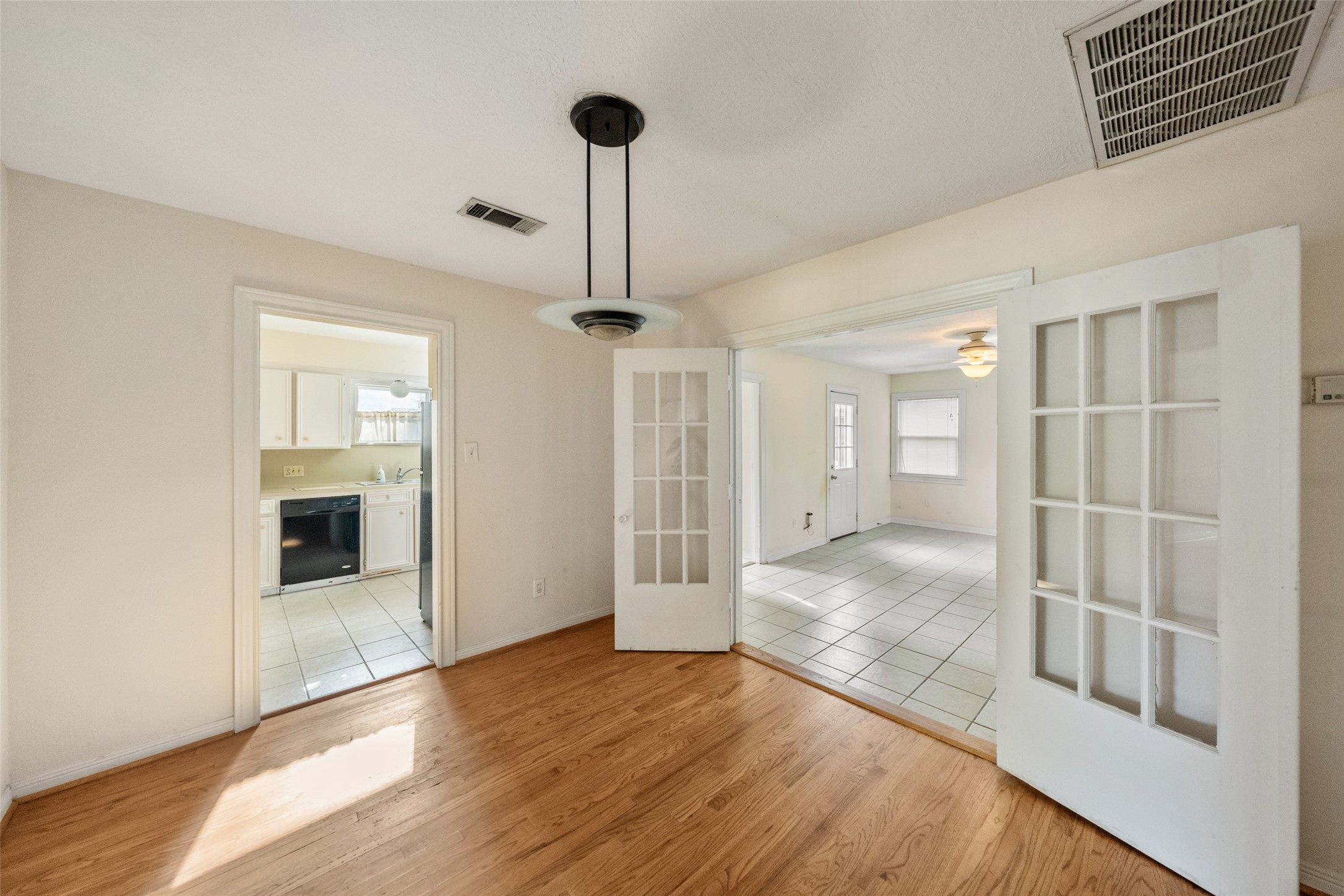 1034 Lamonte Lane Houston, TX 77018 - Photo 10 of 31