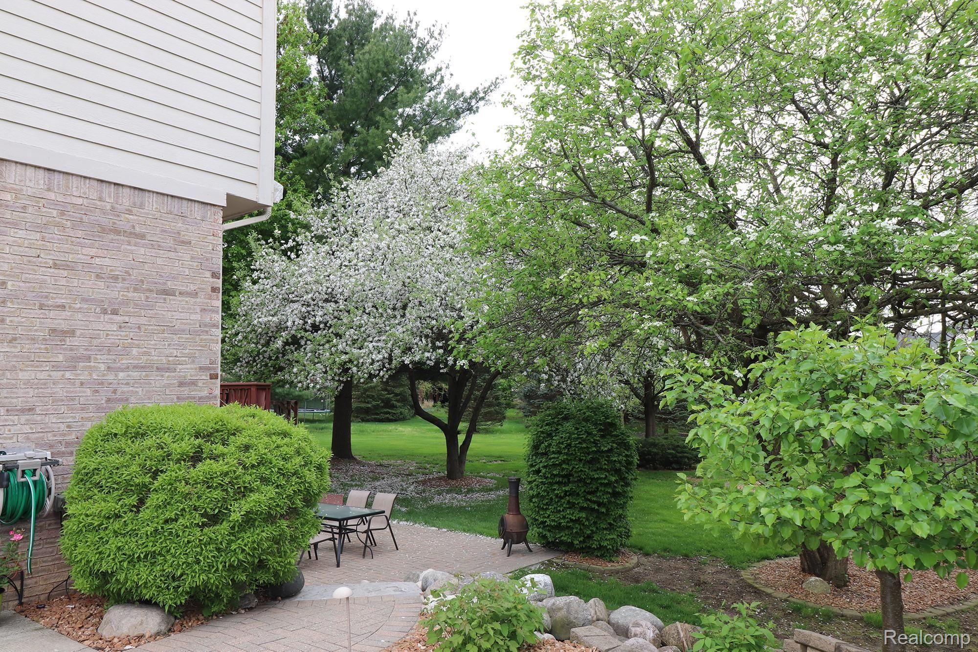 1130 Waycroft Court Rochester, MI 48307 - Photo 44 of 53 Very private backyard