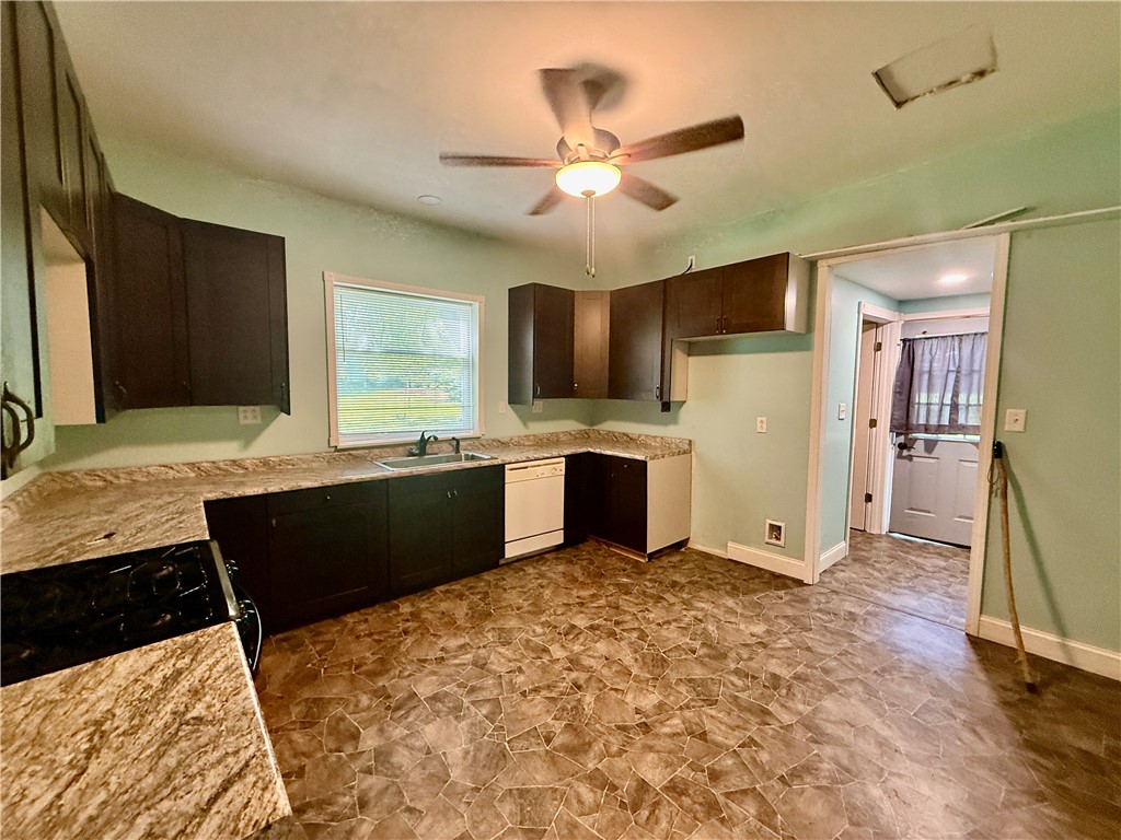 520 Bell Street Mount Zion, IL 62549 - Photo 5 of 10