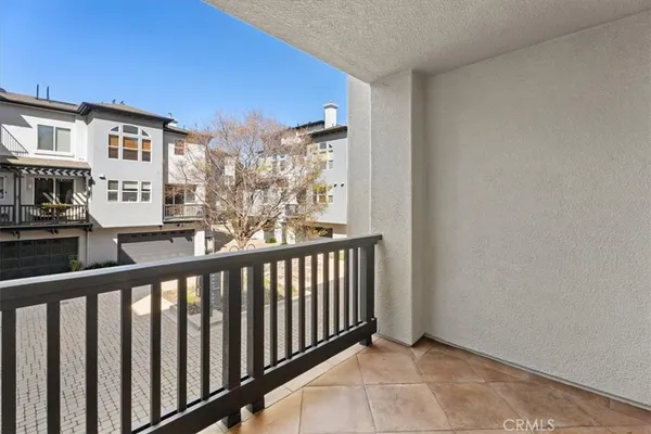 $2,300,000 | 5801 Kiyot Way, Unit 7, Playa Vista, CA 90094