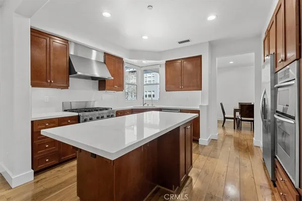 $2,300,000 | 5801 Kiyot Way, Unit 7, Playa Vista, CA 90094