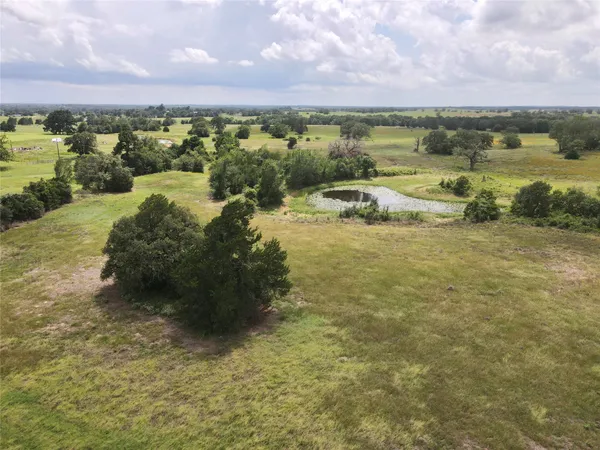 $310,000 | 2654 County Road 329, Lincoln, TX 78948